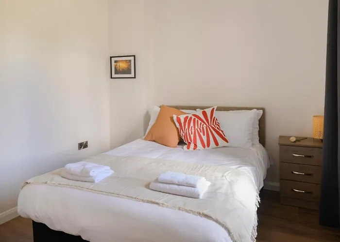 The Poets * Westport